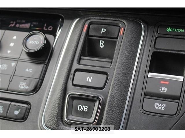 Honda STEP WGN 2023-09 7562906-23