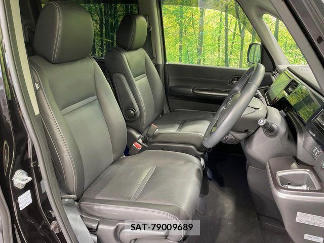 Honda STEP WGN 2017-12 7620351-7
