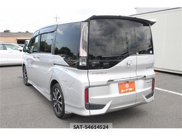 Honda STEP WGN 2017-11 7620353-20