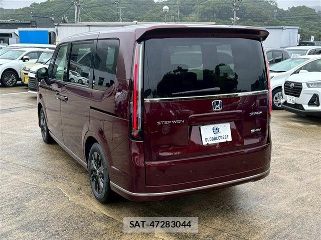 Honda STEP WGN 2026-04 7620344-19