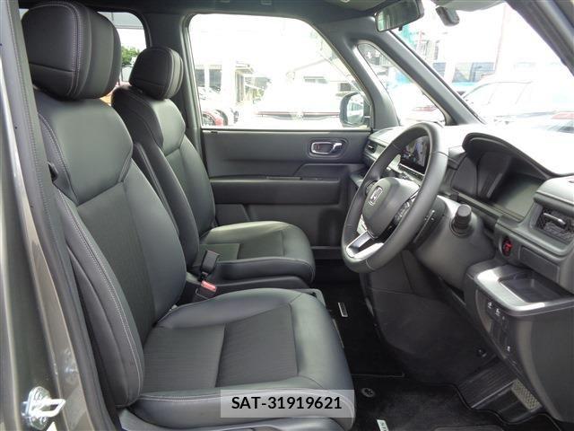 Honda STEP WGN 2024-05 7620348-18