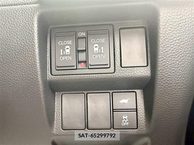 Honda STEP WGN 2026-06 7620333-10
