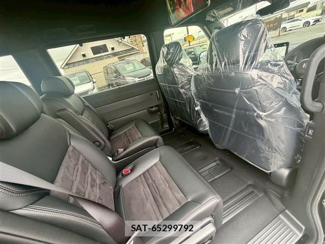 Honda STEP WGN 2026-06 7620333-25