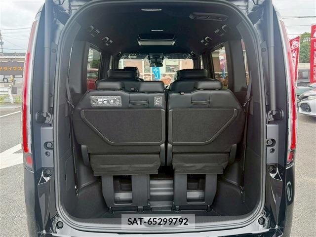 Honda STEP WGN 2026-06 7620333-29