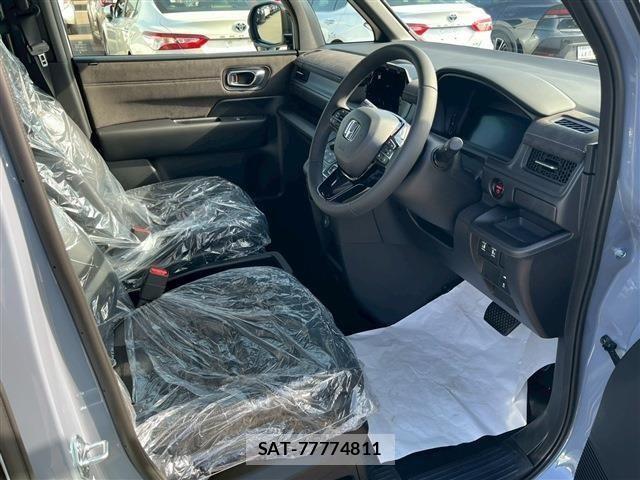 Honda STEP WGN 2026-05 7620335-12
