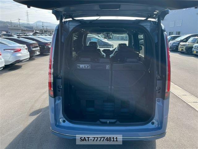 Honda STEP WGN 2026-05 7620335-18