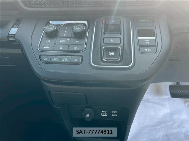 Honda STEP WGN 2026-05 7620335-25