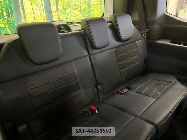 Honda STEP WGN 2022-12 7729187-11