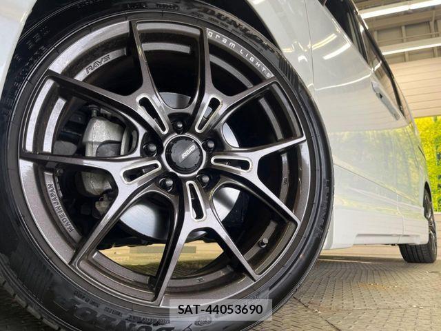 Honda STEP WGN 2022-12 7729187-13