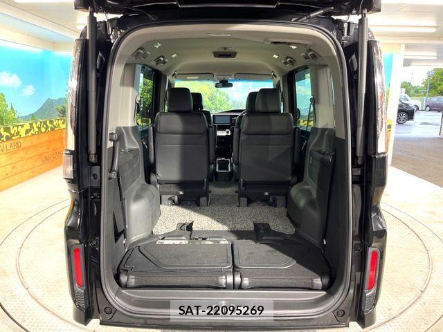 Honda STEP WGN 2017-09 7729193-10
