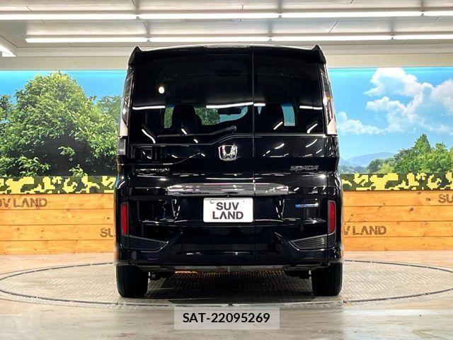 Honda STEP WGN 2017-09 7729193-14