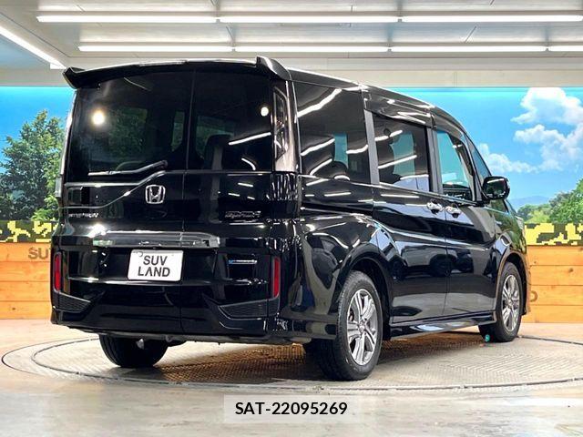 Honda STEP WGN 2017-09 7729193-16