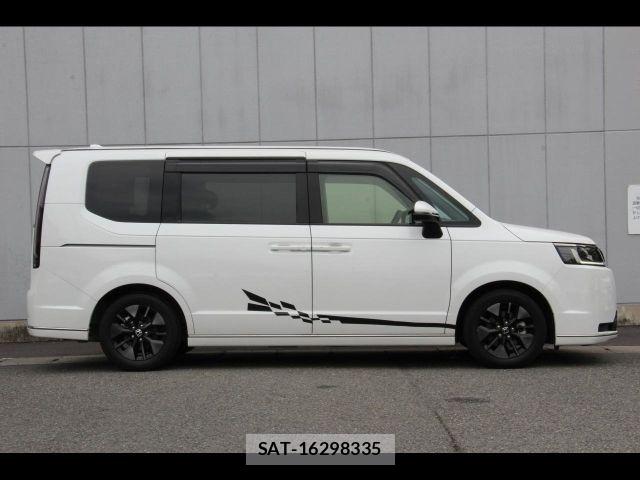 Honda STEP WGN 2024-02 7789431-16