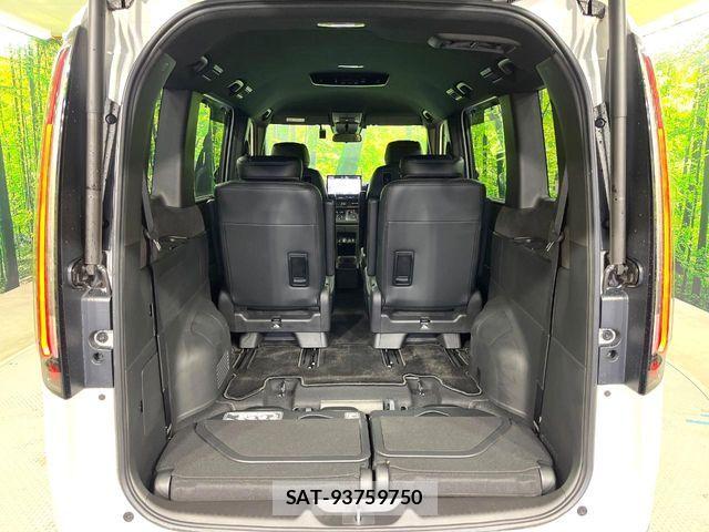 Honda STEP WGN 2024-03 7789439-10