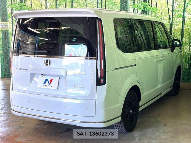 Honda STEP WGN 2026-06 7789432-17