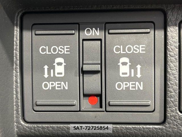 Honda STEP WGN 2023-02 7879636-2