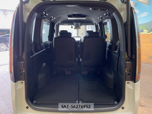 Honda STEP WGN 2023-12 7879646-11