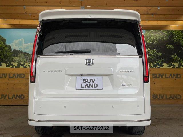 Honda STEP WGN 2023-12 7879646-15