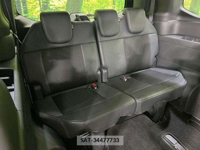 Honda STEP WGN 2023-04 7879644-9