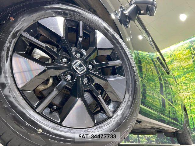 Honda STEP WGN 2023-04 7879644-13