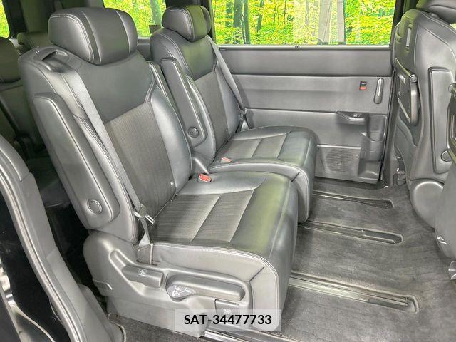 Honda STEP WGN 2023-04 7879644-8