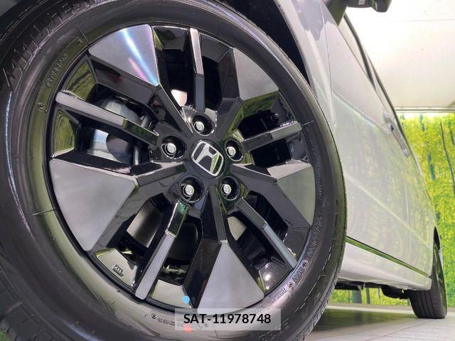 Honda STEP WGN 2026-06 7879642-13