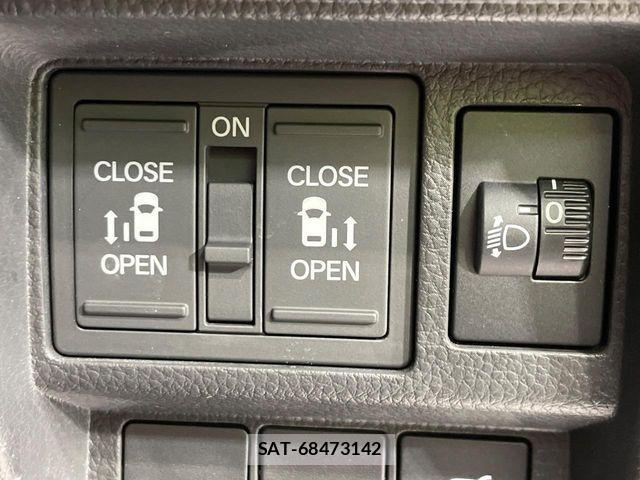 Honda STEP WGN 2022-09 7879645-4