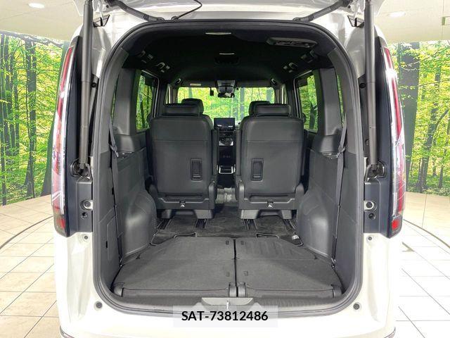 Honda STEP WGN 2023-11 7879647-10
