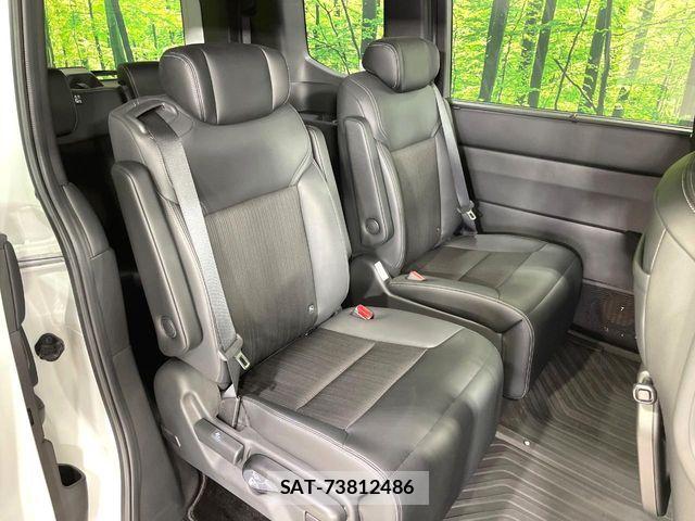 Honda STEP WGN 2023-11 7879647-8