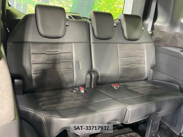Honda STEP WGN 2023-10 7879638-10