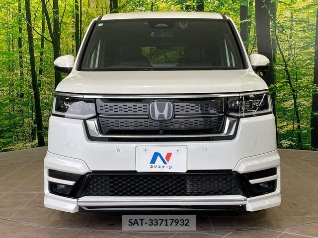 Honda STEP WGN 2023-10 7879638-14