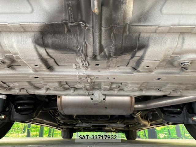 Honda STEP WGN 2023-10 7879638-19