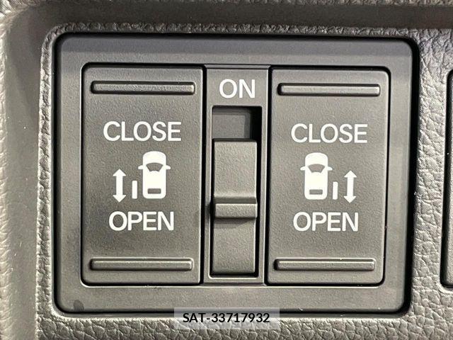 Honda STEP WGN 2023-10 7879638-5