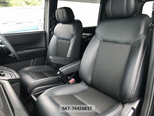 Honda STEP WGN 2024-05 7879648-18