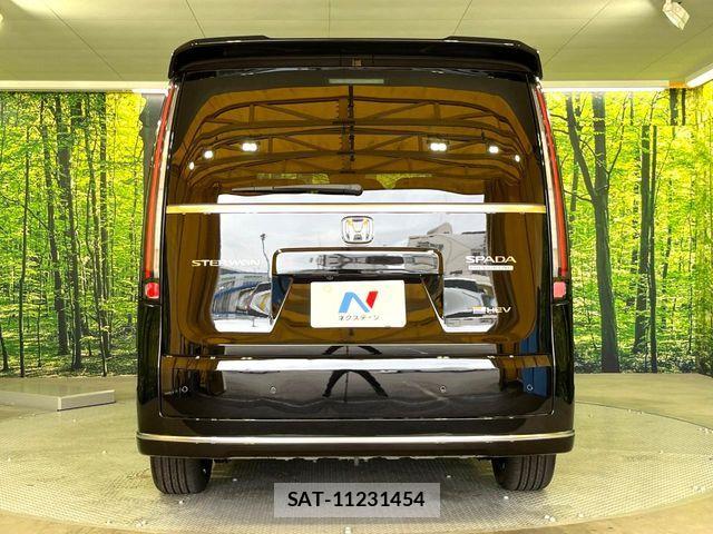 Honda STEP WGN 2026-06 7879639-13