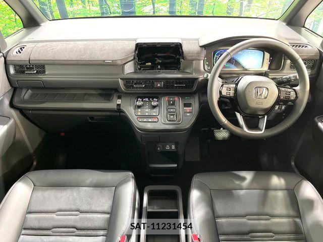 Honda STEP WGN 2026-06 7879639-1