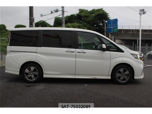 Honda STEP WGN 2020-06 7879649-10