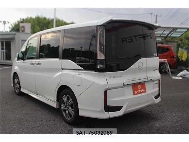 Honda STEP WGN 2020-06 7879649-13