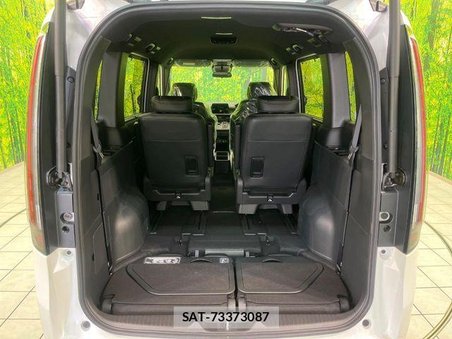 Honda STEP WGN 2026-06 7879641-10