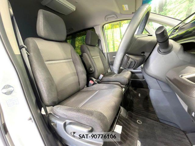 Honda STEP WGN 2018-09 7963889-7