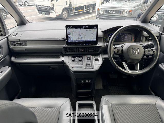 Honda STEP WGN 2022-06 7963888-1