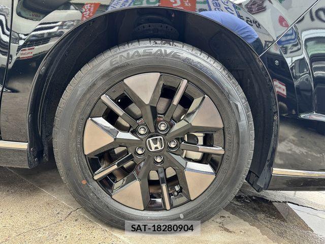 Honda STEP WGN 2022-06 7963888-26
