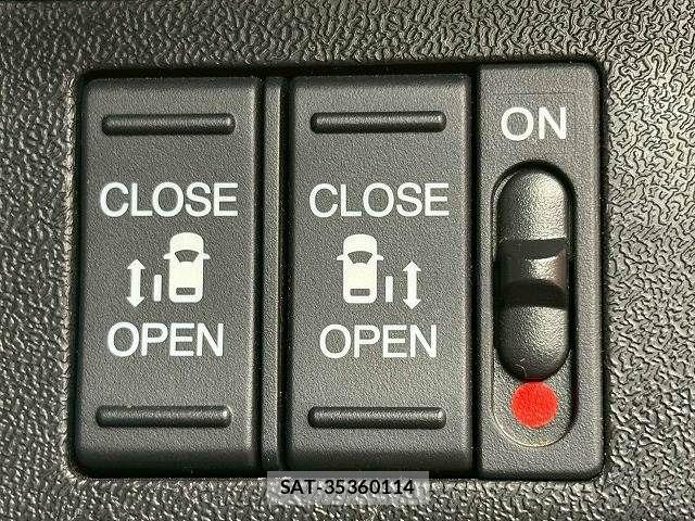 Honda STEP WGN 2020-08 7963881-4