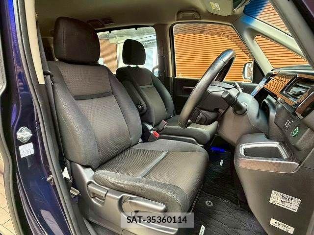 Honda STEP WGN 2020-08 7963881-7