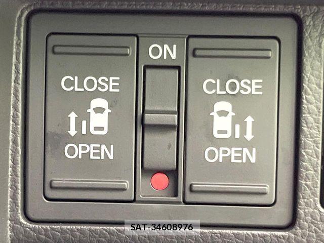 Honda STEP WGN 2025-02 7963877-5