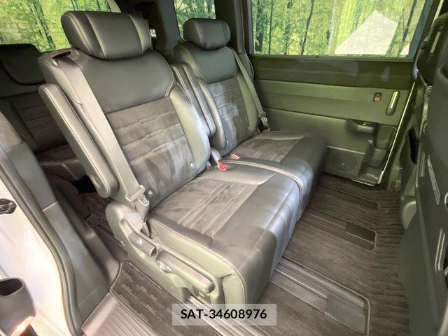 Honda STEP WGN 2025-02 7963877-8