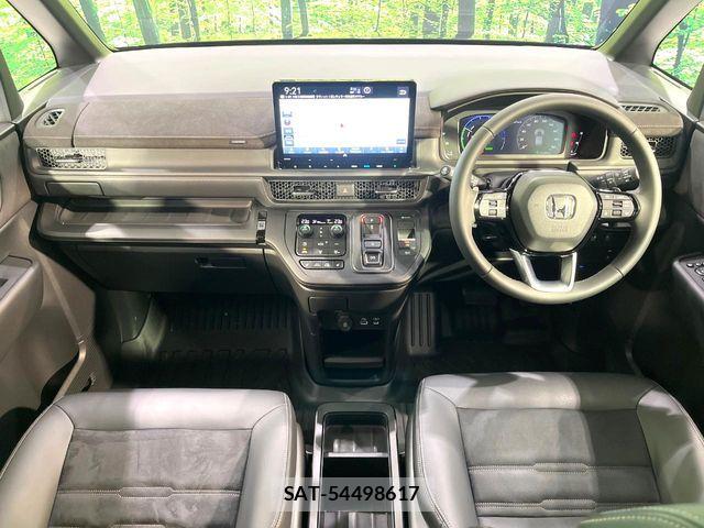 Honda STEP WGN 2025-04 7981120-1