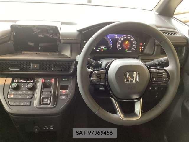 Honda STEP WGN 2026-02 7981118-1