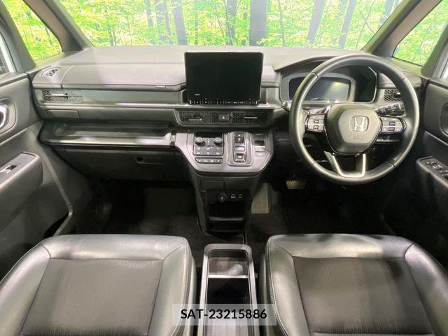 Honda STEP WGN 2023-09 7981128-1
