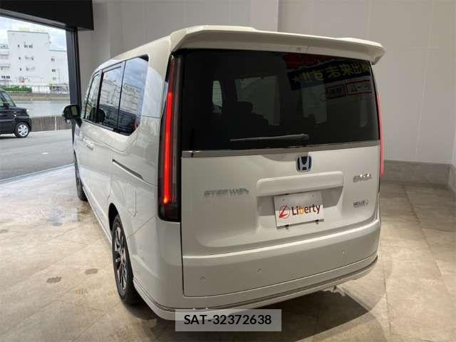 Honda STEP WGN 2026-06 7981117-9
